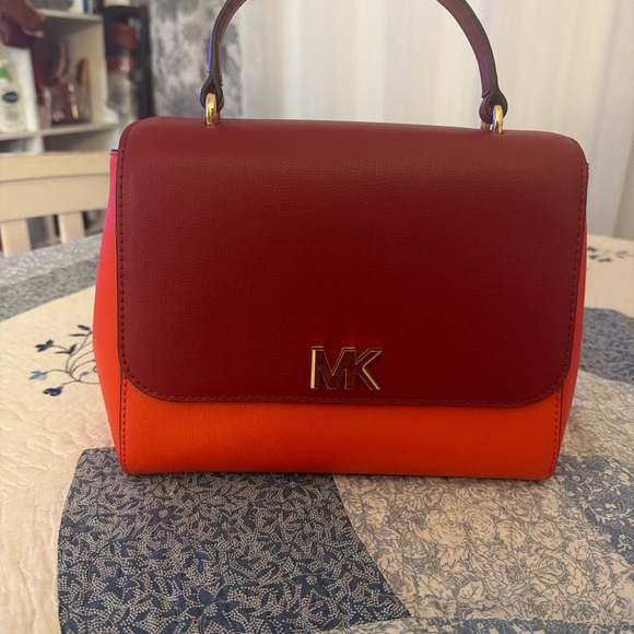 Michael Kors crossbody bag 🤎✨ - Picture 15 of 16